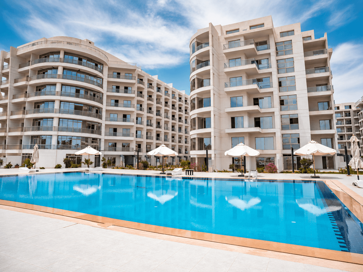 Beachfront location directly on the Red Sea with private sandy beach access